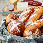 Laugenstangen und Laugenbrötchen schwäbische fasnetsküchle schwäbische fasnetsküchle, fasnetsküchle nach omas rezept, fasnetsküchle, fasnetsküchle schwäbisch, fasnetsküchle rezept, fasnachtsküchle rezept