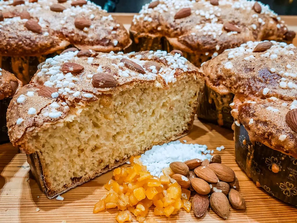 Colomba Pasquale (Ostertaube) piroschki mit kartoffeln