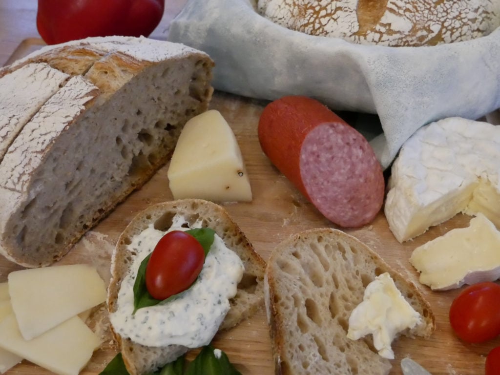 Brotbacken piroschki mit kartoffeln