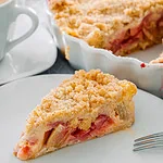 Erdbeer-Rhabarber Tarte rhabarberkuchen mit pudding und streusel rhabarberkuchen mit pudding und streusel, rhabarberkuchen rührteig vanillepudding springform, rhabarberkuchen mit streusel und pudding