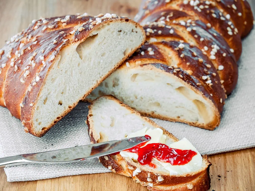 Hefezopf aus Hefewasser (Wildhefe) omas kirschenmichel rezept