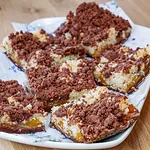 Schoko-Kokos-Streusel-Schnitten mit Aprikosen schneller apfel blechkuchen schneller apfel blechkuchen, apfel blechkuchen rezept