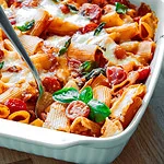 Nudelauflauf Caprese lasagne mit spinat und lachs