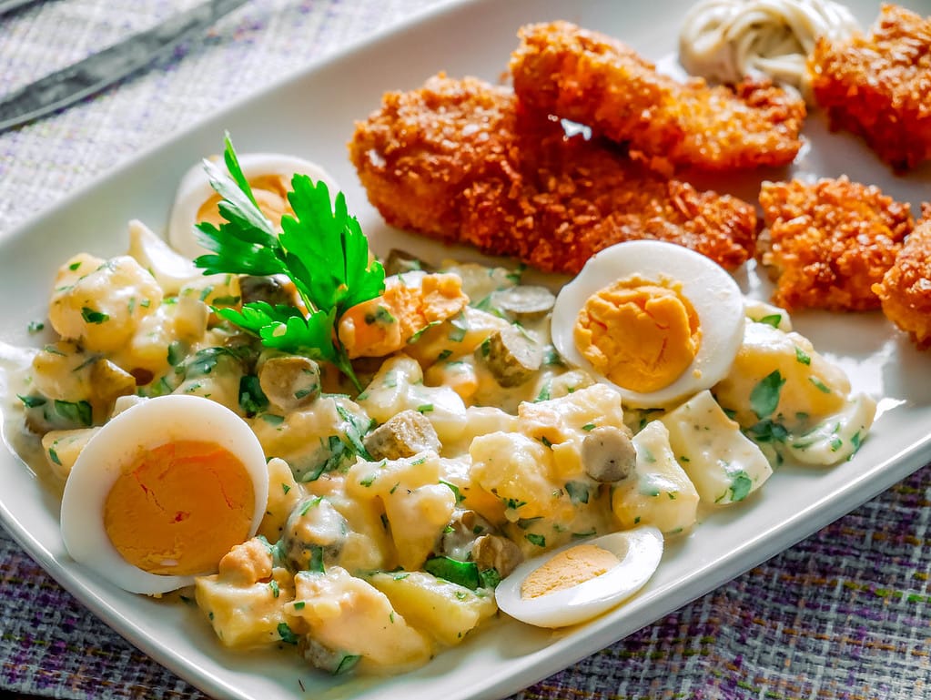 Norddeutscher Kartoffelsalat eier curry