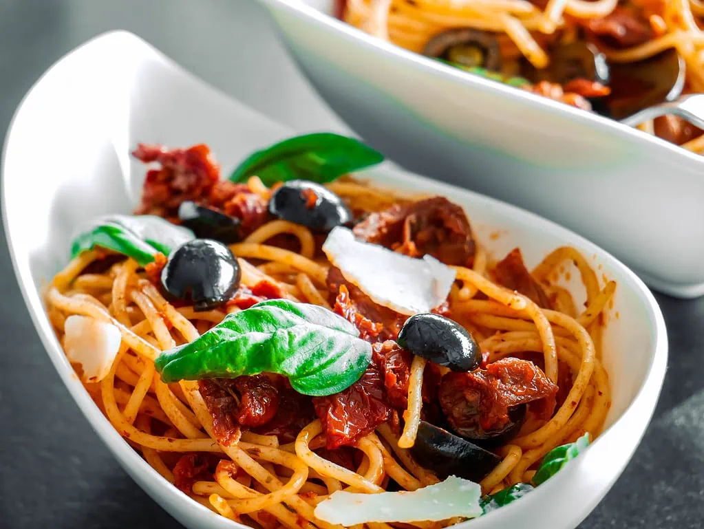 Spaghetti-Salat schweinefilet geschnetzeltes zürcher art