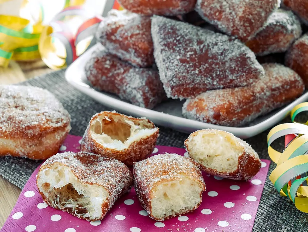 Fasnetsküchle flachswickel nach omas rezept