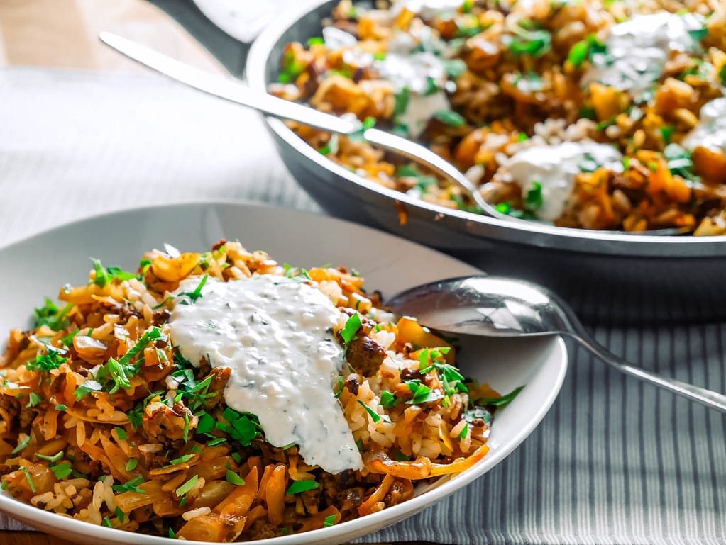 Spitzkohlpfanne mit Hackfleisch – Das perfekte Familienessen rotes linsen dal