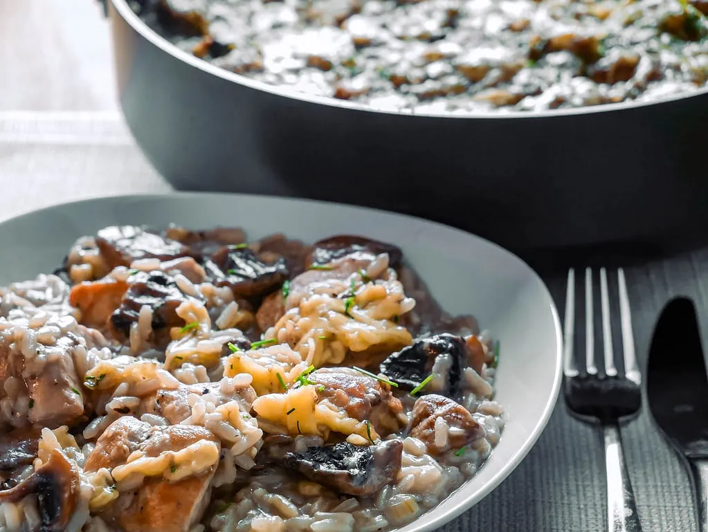 Hähnchen-Champignon-Auflauf mit Reis spargel hähnchen pfanne