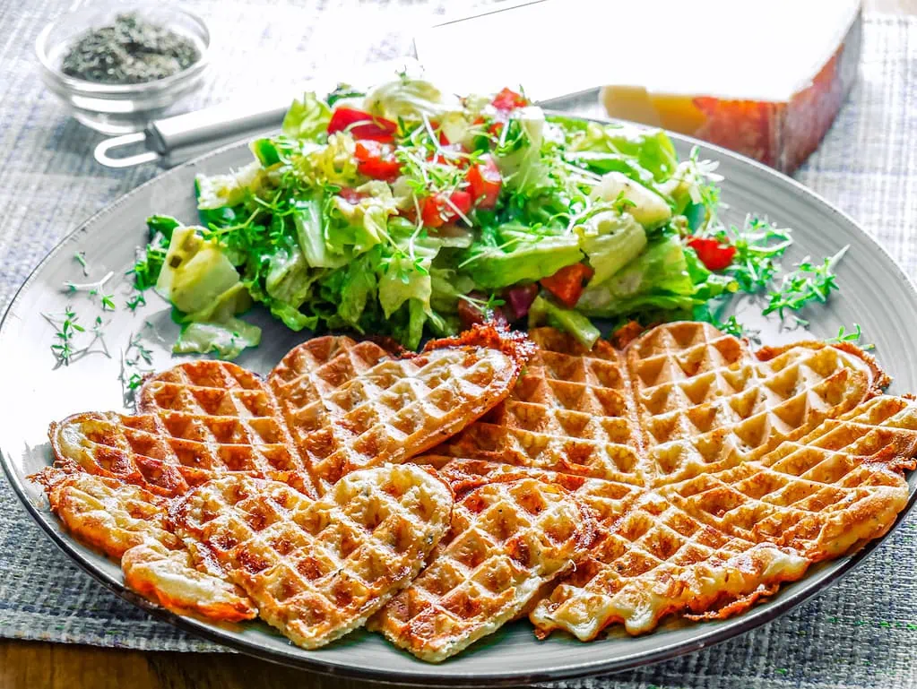 Käsewaffeln tortellini schinken sahne soße