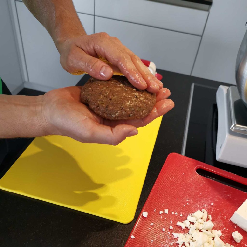 Bifteki mit Schafskäse rezept bifteki rezept bifteki, bifteki mit schafskäse