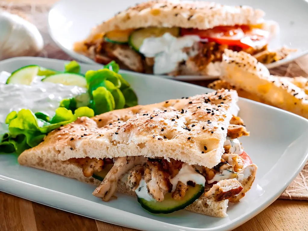 Türkisches Fladenbrot apfelstrudel mit strudelteig