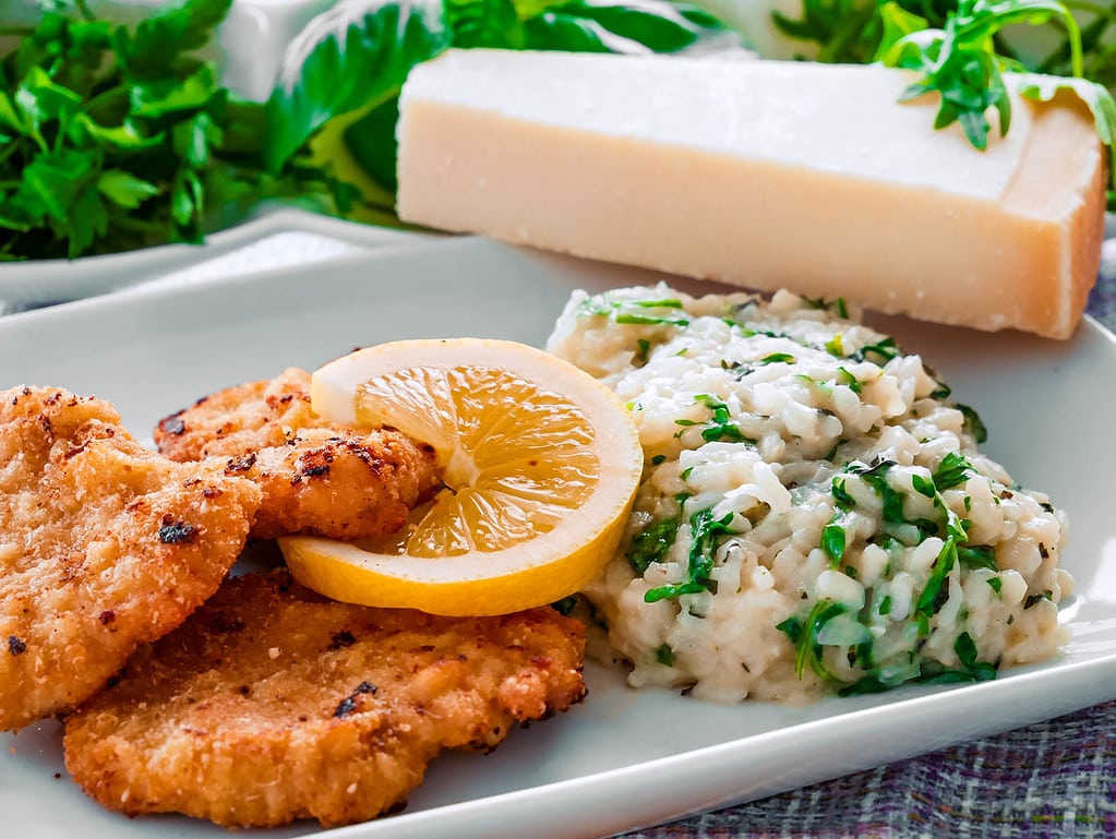 Parmesan-Schnitzel zu Rucola-Risotto spargel hähnchen pfanne