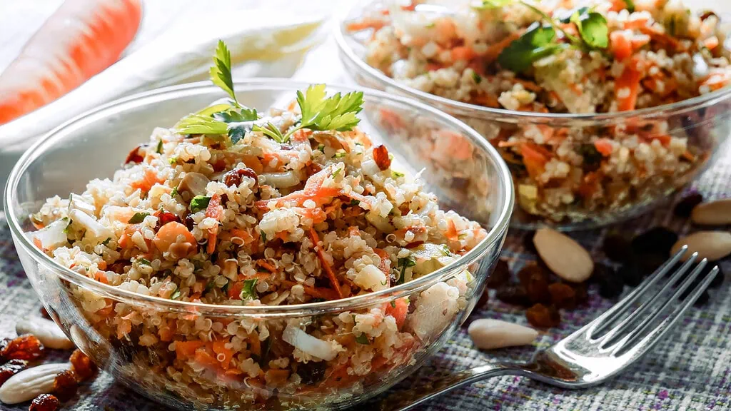 Möhren-Quinoa-Salat quinoa-salat orientalisch